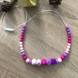 Breastfeeding / babywearing necklace