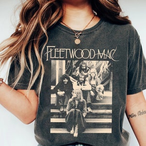 Fleetwood Mac Stevie Nicks 2024 Camicia dal vivo in concerto, Camicia del tour Stevie Nicks 2024, Regali vintage per i fan di Stevie Nicks, Camicia del tour musicale