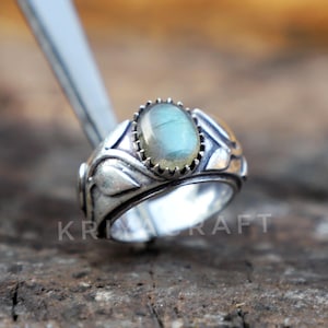 Silver Leaves Band Ring, Labradorite Ring, 925 Sterling Silver Ring, Tree leaves Ring, Nature Ring, Silver Gemstone Ring, Anniversary Gift