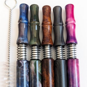5x Metal One Hitters Spring Loaded 1 Hit Pipes 3.23&quot; Long, 0.35&quot; Variety Pack Artistic Design and Shape with Pipe Cleaner