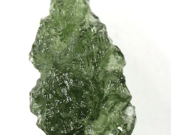 DROP ! Natural Czech moldavite from locality CHLUM - year 2023, 1.24 grams, 18x10x8 mm, light apple green color (code: XR 15/18)