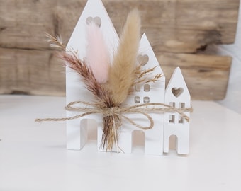 Set of 3 houses with hearts, light houses from Keraflott, cute Scandi minimal houses