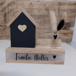 Black house illuminated with heart, desired name, glass vase of dried flowers in a wooden frame, personalized gift set for moving in/friends/home image 2