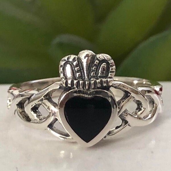 Black Onyx Claddagh Ring 925 Sterling Silver Claddagh Promise Ring Celtic Claddagh Band Celtic Love loyalty and Friendship Ring,