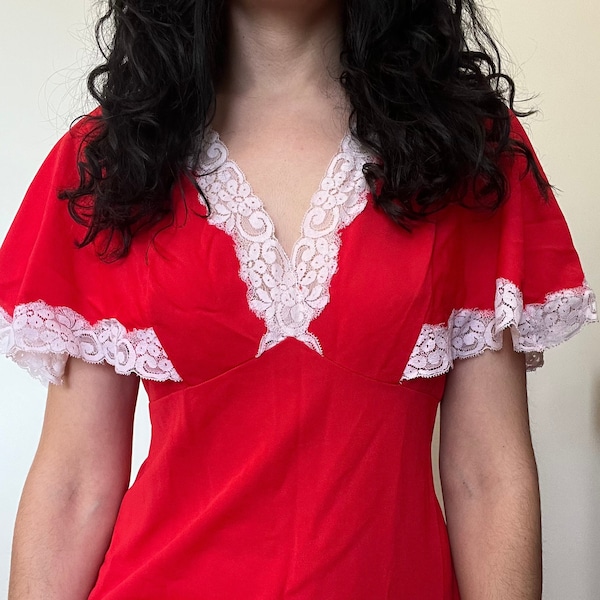 Vintage 80s Red and White Lace Night Gown