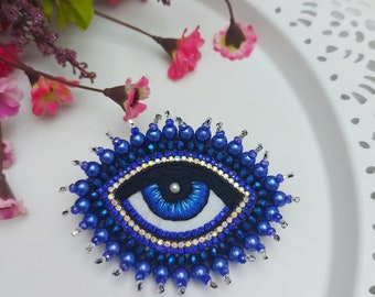 Evil Eye Brooch Handmade,Blue Beaded Evil Eye Pin,Amulet Jewelry,Handcrafted Nazar Pin,Gift for Christmas,Gift Evil Eye lovers,Embroidery