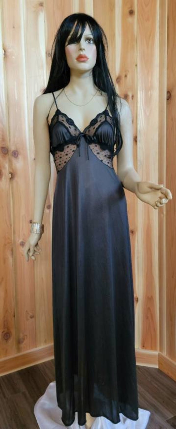 delicious 1950s black negligee - Gem