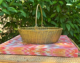 Vintage Brass Woven Basket | Wicker Style Metal Catchall Dish | Coffee Table Decor