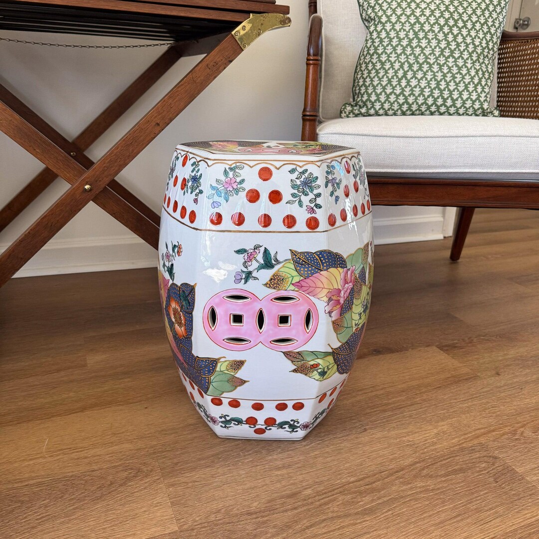 Tobacco Leaf Garden Stool Hexagon Style Tobacco Leaf Garden Seat ...