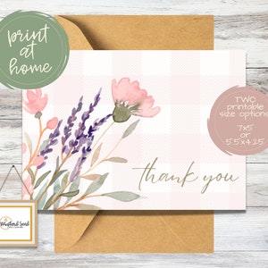 de remerciement imprimable avec un fond à carreaux rose | de remerciements de bouquet floral | carte de remerciement pastel | Impression à domicile | Blanc à l'intérieur