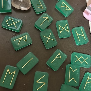 RUNE CELTICHE consulto con le rune Risposta entro un’ora tramite whatsapp!