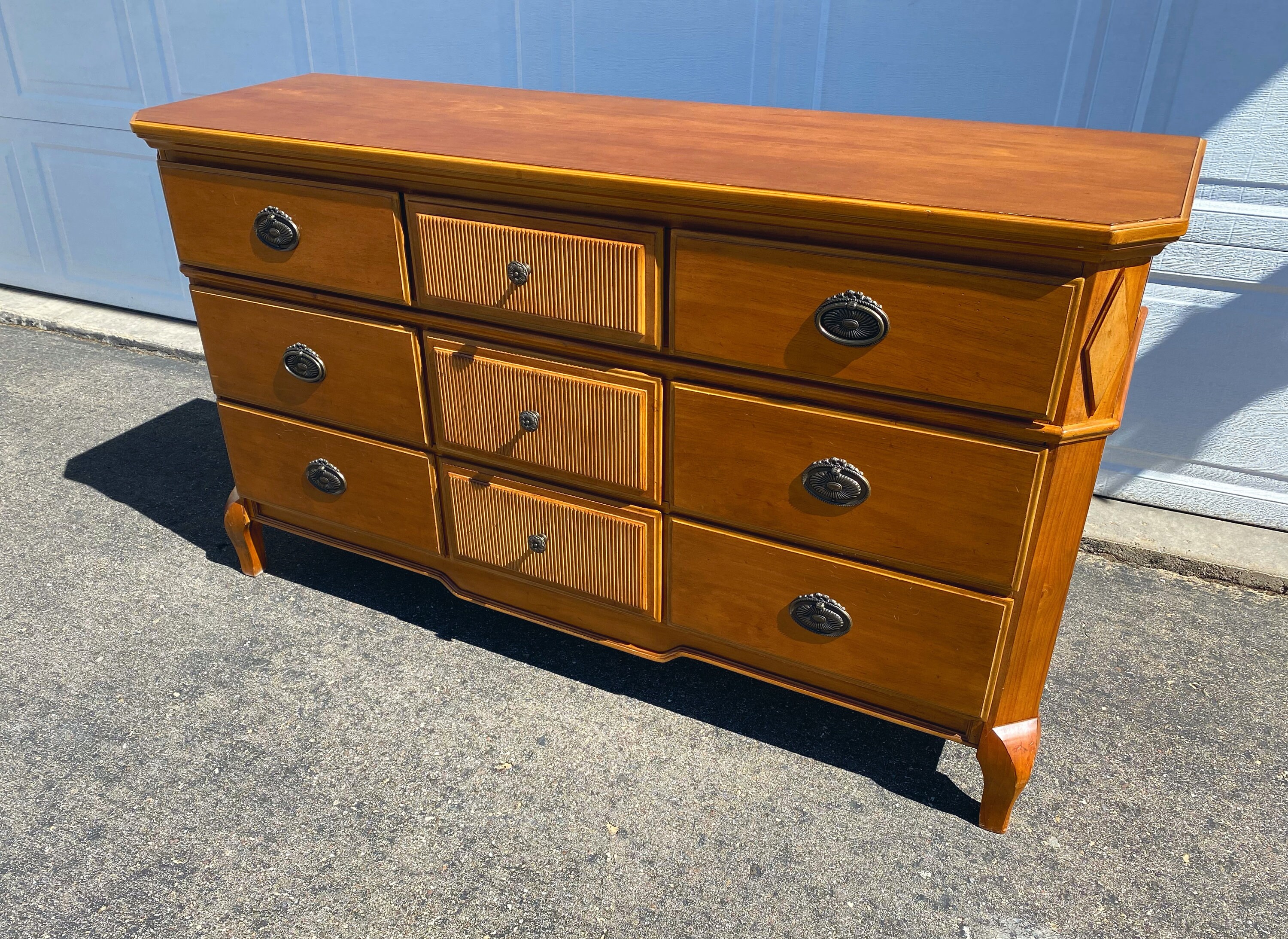 Pick Your Color Broyhill 9 Drawers Dresser. Buy 'as Is or With the ...