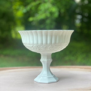BULK! 10 White Compote Bowls, White Compote Vase, Pedestal Vase, Wedding Centerpiece, Floral Centerpiece, Bridal Shower, Floral Decor