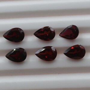 Natural Red Garnet Aaa good quality Gems pear Cut Natural Gemstone Jewelry Perfect Gift for Jewelry Makers Precious Gemstone Loose Gemstone