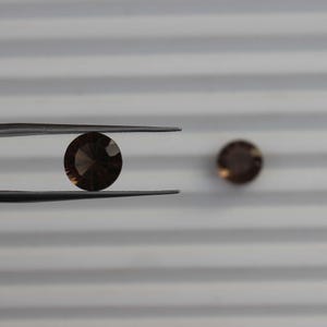 Natural smoky Quartz smoky round Shape Quartz Calibrated Brilliant Cut Quartz Loose Gemstone For Jewelry Making size 10x10mm Loose Faceted