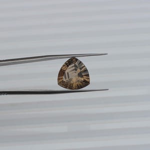 Natural smoky Quartz 15x15mm smoky Quartz Loose Gemstone For Jewelry Making Trillion Shape Quartz Loose Faceted Calibrated Brilliant Cut