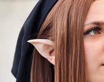 Kit d'oreilles d'elfe réalistes - Oreillette en silicone de haute qualité + adhésif (couleur personnalisée disponible)