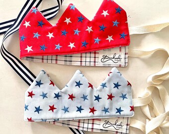 Corona de tela patriótica: disfraz reversible para jugar a la simulación