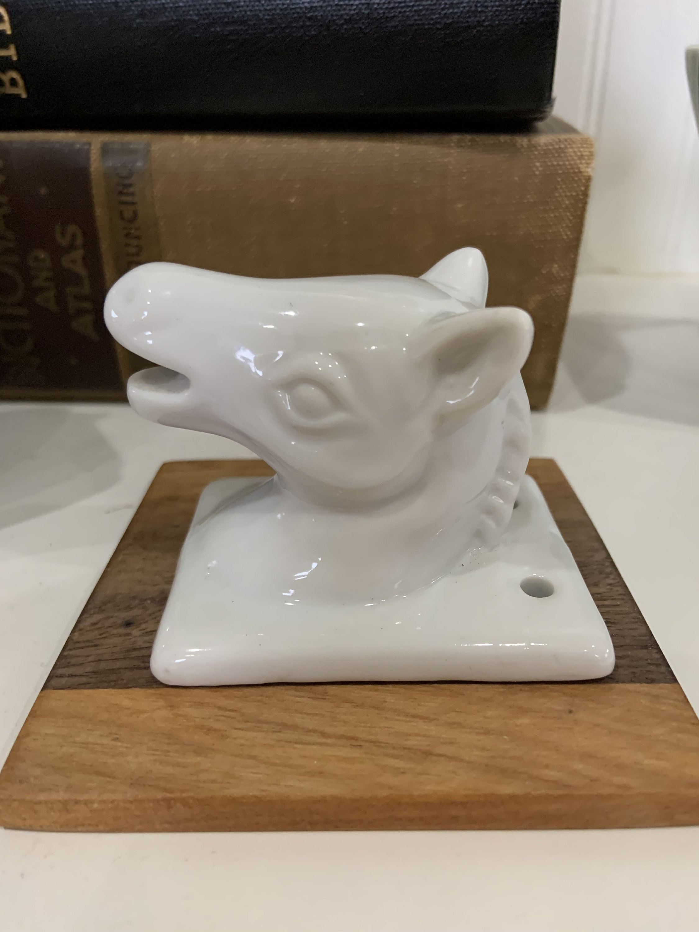 Vintage Horse Head Towel Holder White Glazed Ceramic Apron Hanger for Farmhouse Kitchen Decor Wall Art Gift Etsy