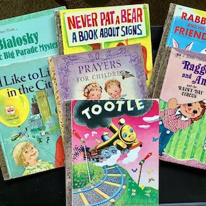 Vintage Little Golden Books  - Classic Children&#39;s Stories  - Classic Stories 1940s–1980s - Nostalgic Reads for Collectors or Kids