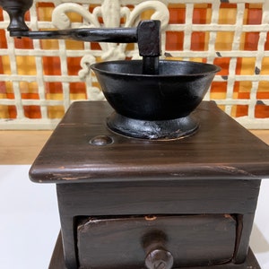 Vintage 1980s Wooden Coffee Grinder | Rustic Farmhouse Kitchen Decor | Functional Antique-Style Hand Crank Grinder | Collectible