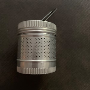 Vintage Aluminum Tea Strainers Infuser, Large Twist Caps, Perfect for Loose Teas & Herbs, Retro Kitchen Decor Gift