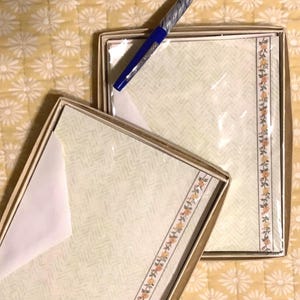 Vintage 1981 Americard Stationery Set | 24 Sheets + 12 Envelopes | American Greetings Co.| Sentimental Letter Writing Gift