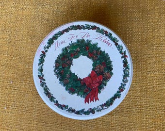 1989 Vintage Christmas Coasters Potpourri Press Home for the Holidays Wreath Set in Tin