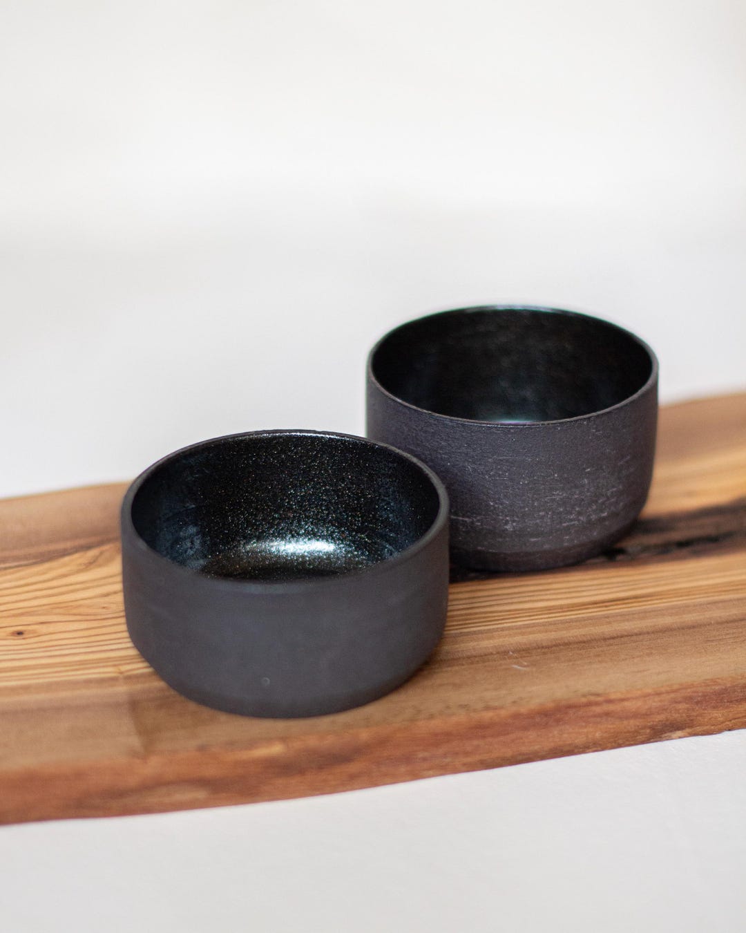 Black Clay Teacups / Small Japanese Style Trinket Bowls / Flat White ...