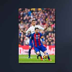 Heiwu Ronaldo And Messi Poster Decorative Painting Canvas Wall Art Living  Room Posters Bedroom Painting 12×18inch(30×45cm) : : Home &  Kitchen