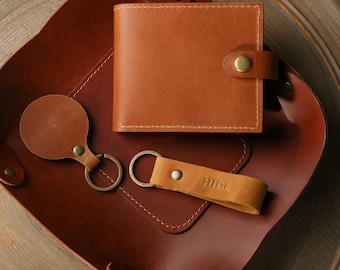Livaro – Handmade Leather Valet Tray | Vegetable-Tanned Catchall Organizer | Desk & Nightstand Tray | Personalized Gift for Him, Her