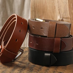 Full Grain Leather Belt 35mm Wide Unisex Vegetable Tanned, Durable Gift for Groomsmen & Birthdays