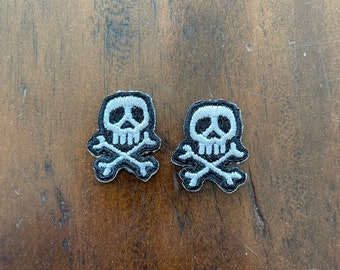 Sew On Embroidered Mini Skull and Crossbones patch x2, 1 inch