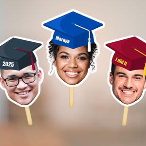 Graduation Face on a Stick Canva Template, DIY Class of 2025 Personalised Photo on a Stick Funny Prom Decor, Cutout Head Instant Download