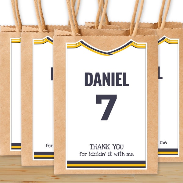 Soccer T-shirt Gift Bag, Jersey Birthday Gift Bag, Uniform Soccer Treat Bag, Party Favor Bag, Futbol Birthday Decoration, Digital Download
