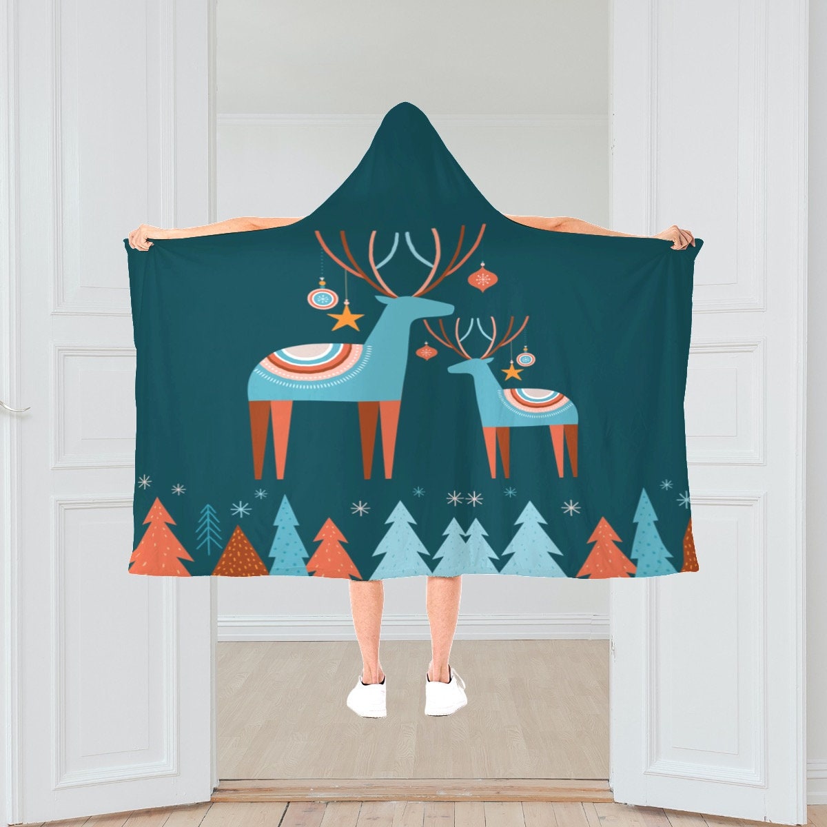 Discover Soft and Warm Holiday Wearable Fleece Blanket For Adults
