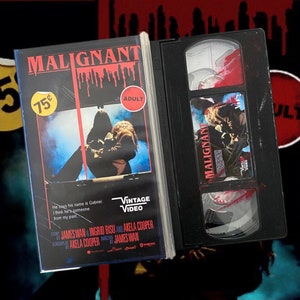 Vidéo VHS accessoire maligne / Cassette vidéo recyclée / Art horrifique / Boîte VHS rétro / Film d&#39;horreur / Cadeau d&#39;horreur / Vidéo d&#39;horreur / Livraison gratuite