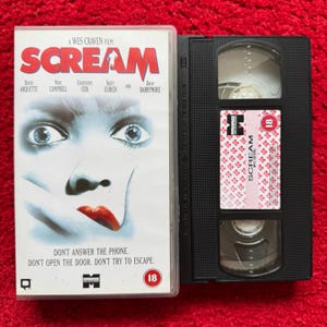 Scream VHS Video (1996) D610097 / Horror VHS Video Tape / Horror Video / Vintage VHS / Wes Craven / Ghostface