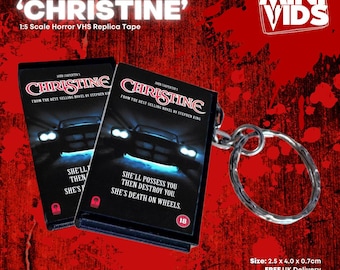 Christine MiniVids ミニチュアホラーVHS / キーリング / マグネット / VHSディスプレイ / ホラーギフト / コレクターズアイテム / ホラーVHS / ホラービデオ