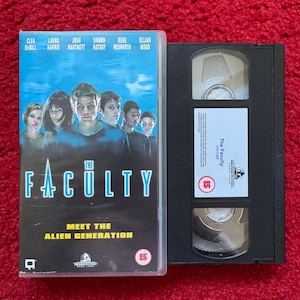 The Faculty VHS-video (1998) D611033 / Horror VHS-videoband / Horrorvideo / Vintage VHS / Sci-Fi / Elijah Wood / Josh Hartnett