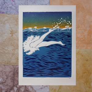 Salto - Original limited edition linocut print - Feet in the water at sunset - A4 size (21x29.7cm)
