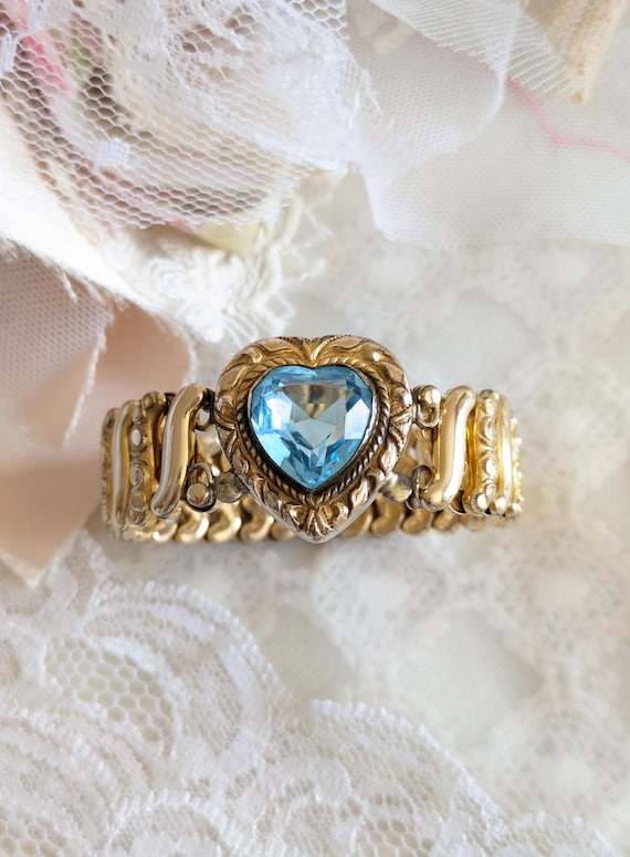 Vintage Sweetheart Expansion Bracelet