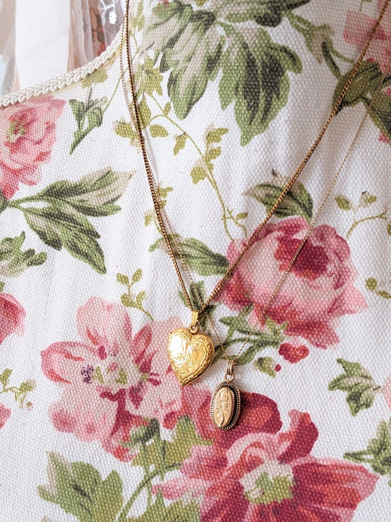 Vintage Gold Filled Etch Floral Necklace - image 9