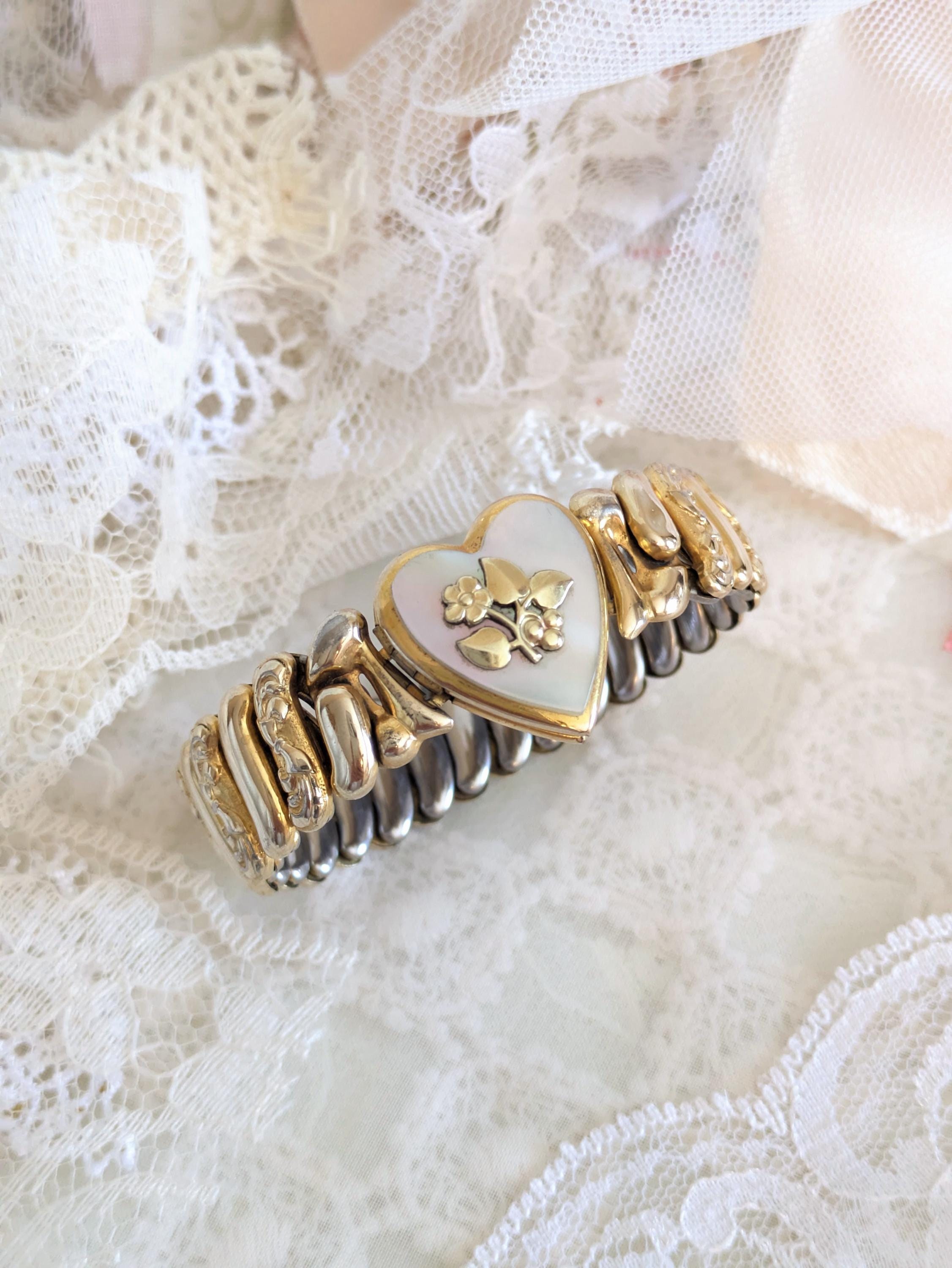 ヴィンテージ スイートハートブレスレット　No. 07 Vintage Sweetheart Bracelet - Etsy