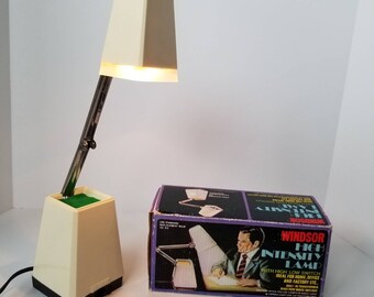 Vintage Foldable Windsor High Intensity Desk Lamp Light Hong