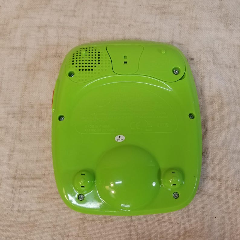 Tableta interactiva Vtech Tiny Touch para niños pequeños, con luces y números ABC. imagen 2