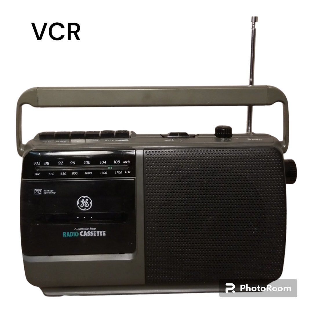 Vintage GE Radio Cassette Player Am Fm Recorder General Electric Model