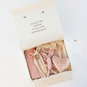 Baby girl gift, Deluxe gift box, gift set,  baby shower gift, new baby gift,  Newborn gift, New Baby Gift box,  Luxury gift