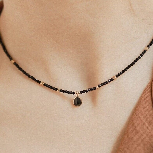 Black spinel choker in gold, Spinel tiny beads necklace, Dainty gemstone necklace with spinel pendant, August birthstone choker gift for her