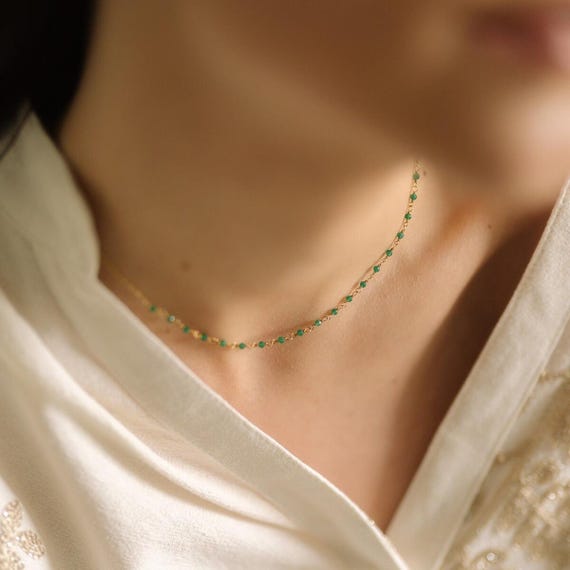 Green beaded gold necklace, Gemstone satellite gold chain necklace, Dainty green agate tiny beads choker, Gem station necklace for women